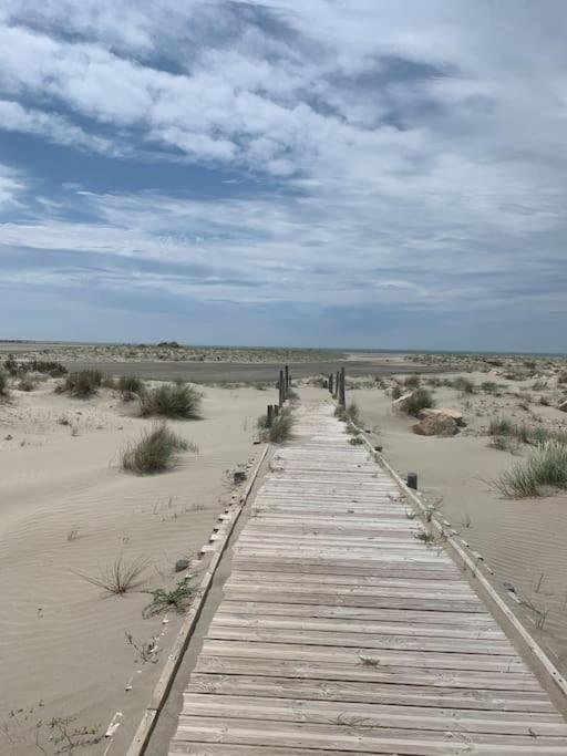 "Le Nature" Camargue Jardin Arles Buitenkant foto